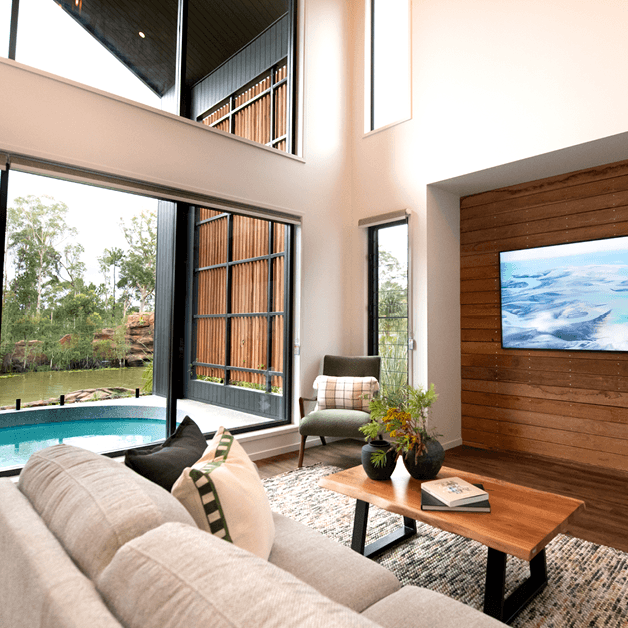 Croc Cabins Square